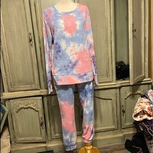 NWT Tie Dye Matching Sweatsuit